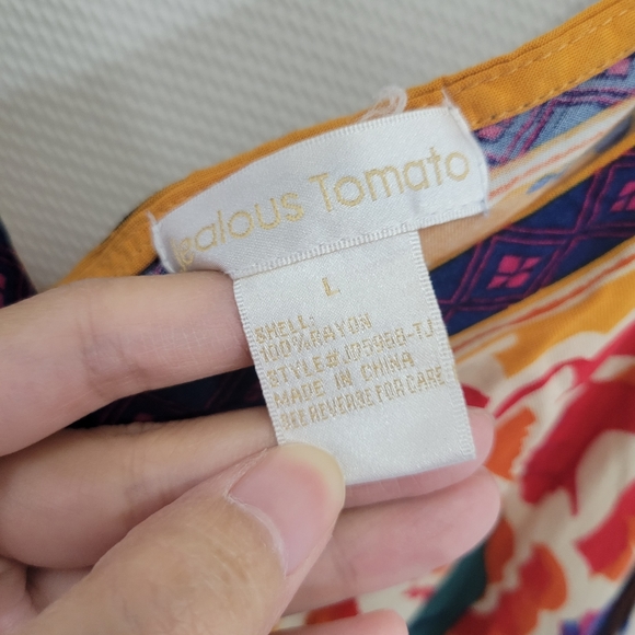 Jealous Tomato Soft Rayon Dress Medium - Picture 5 of 7